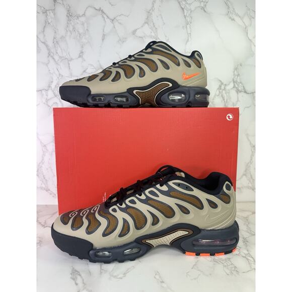 Nike Men's Size 9 Air Max Plus Drift (FZ3041 200) Sneaker Running Brown - Picture 1 of 7